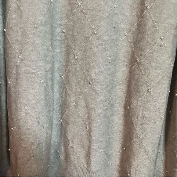 NWT! Laura Scott grey beaded sweater - Picture 5 of 12